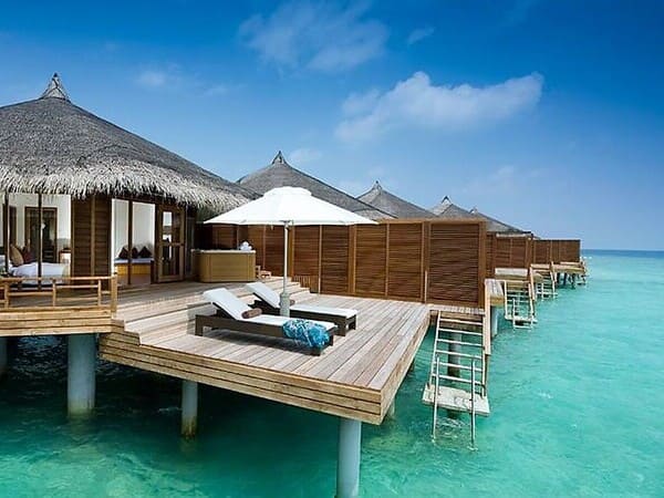 Maldivas kuramathi-superior-water-villa