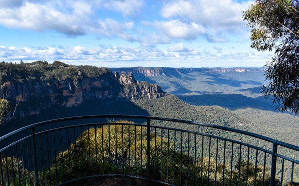 australia blue mountains eaglehawk lookout1 min