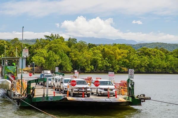 ferry Daintree